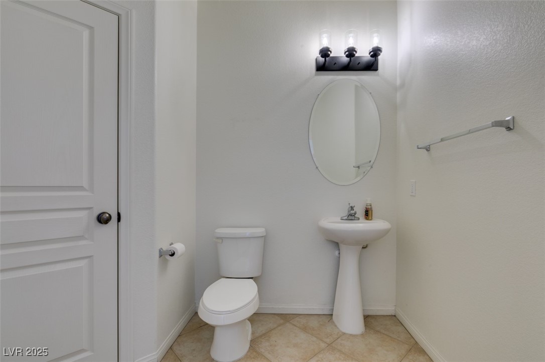 7850 Thunder Echo Street Property Photo 27