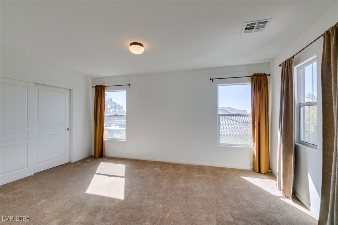 7850 Thunder Echo Street Property Photo 32