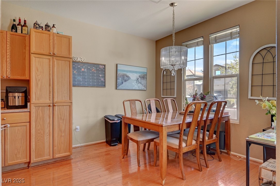 9413 Ironsend Street Property Photo 4