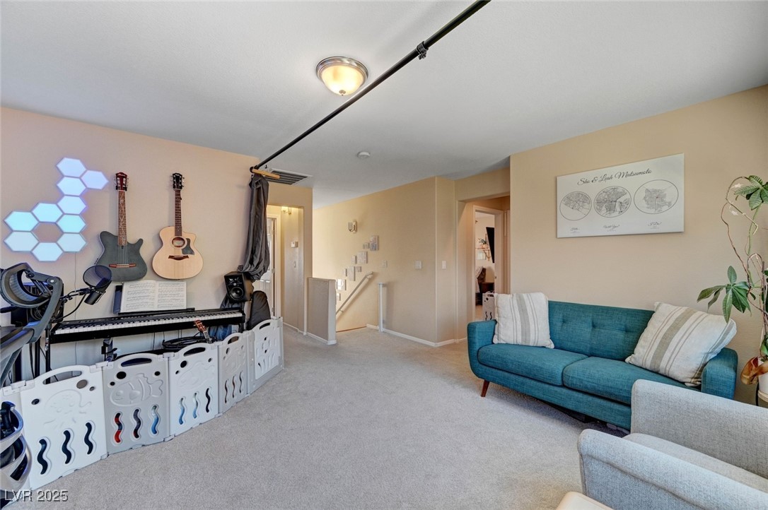 9413 Ironsend Street Property Photo 23