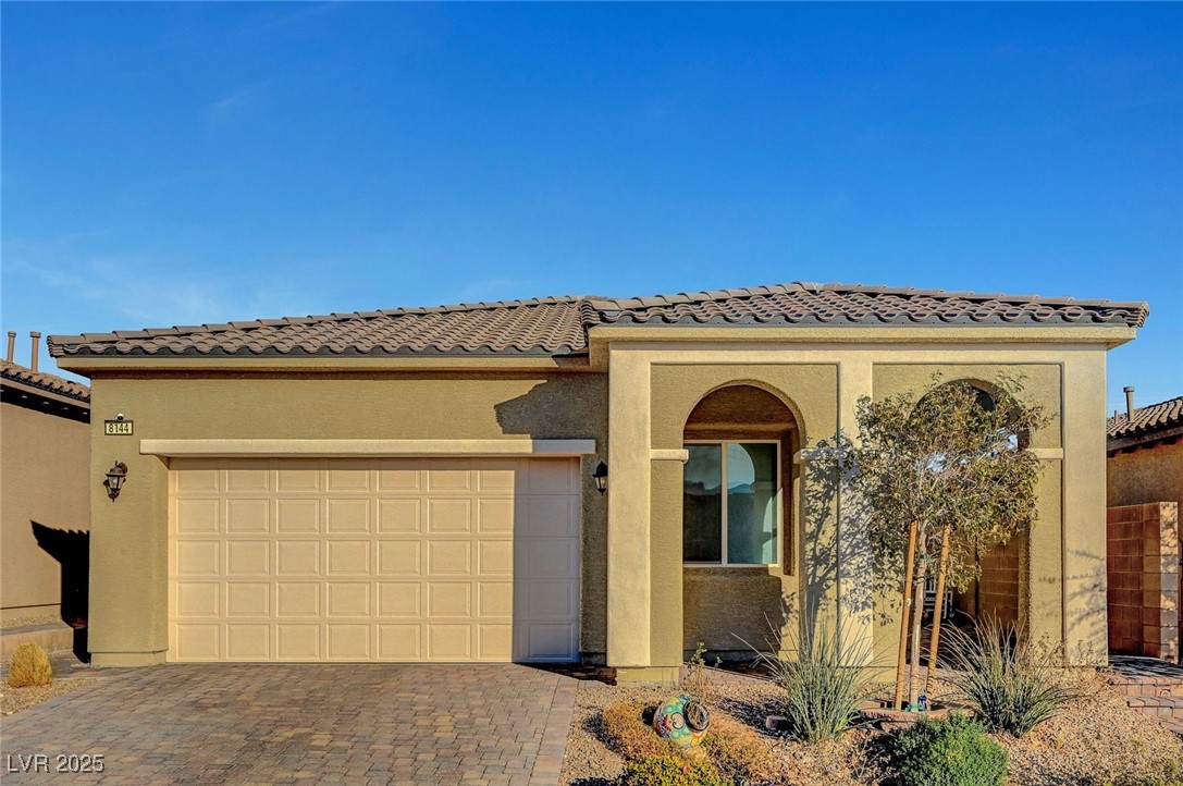 8144 Skye Dragon Street Property Photo 3