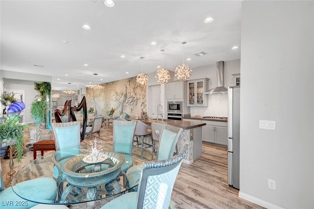 8144 Skye Dragon Street Property Photo 17