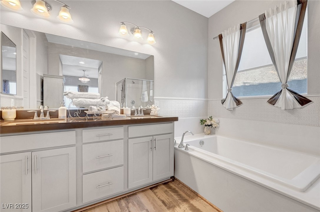 8144 Skye Dragon Street Property Photo 33