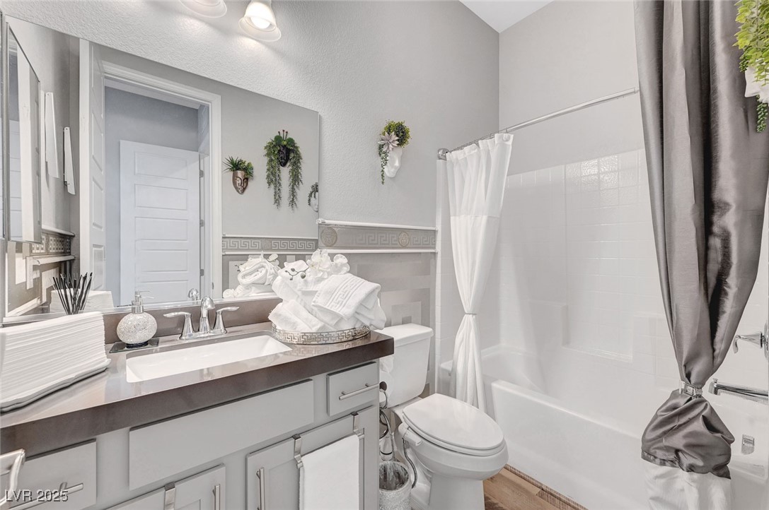 8144 Skye Dragon Street Property Photo 40