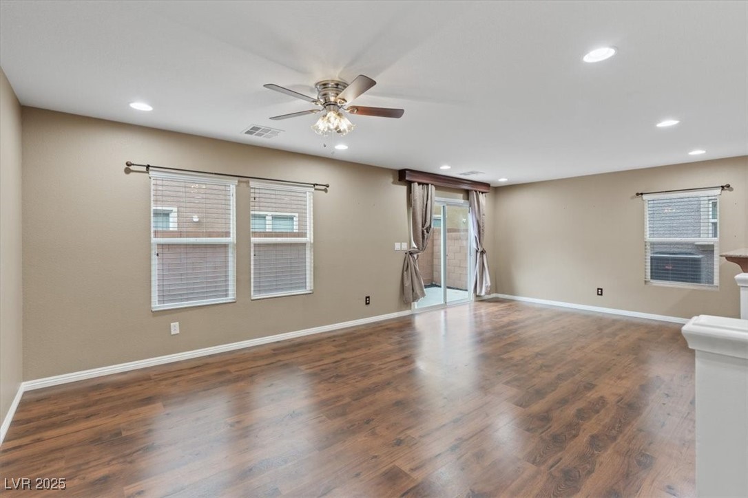 8683 Bella Jewel Avenue Property Photo 4