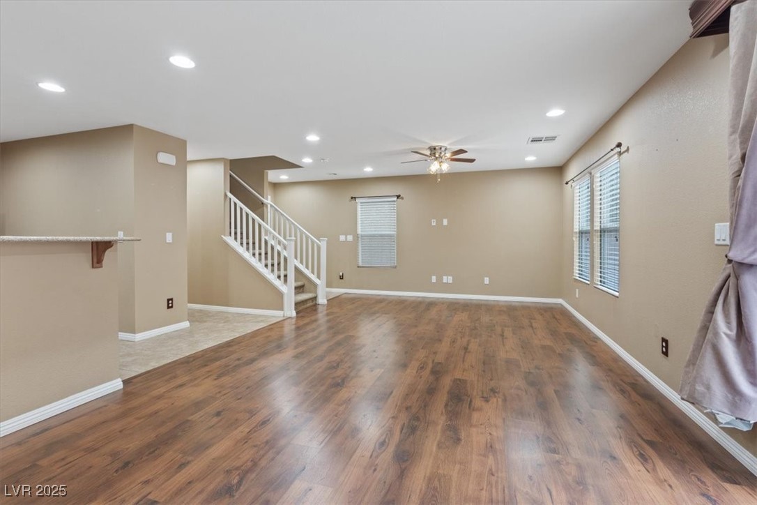 8683 Bella Jewel Avenue Property Photo 8
