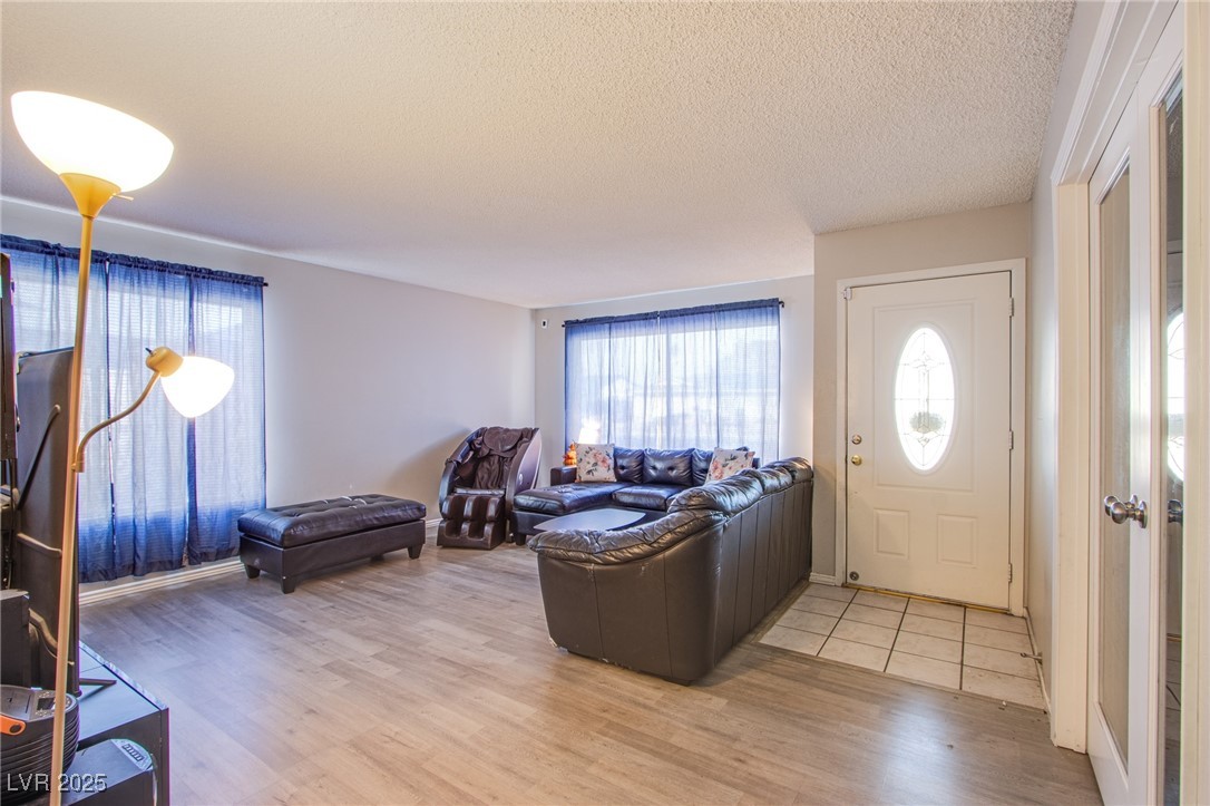 5399 Surrey Street Property Photo 7