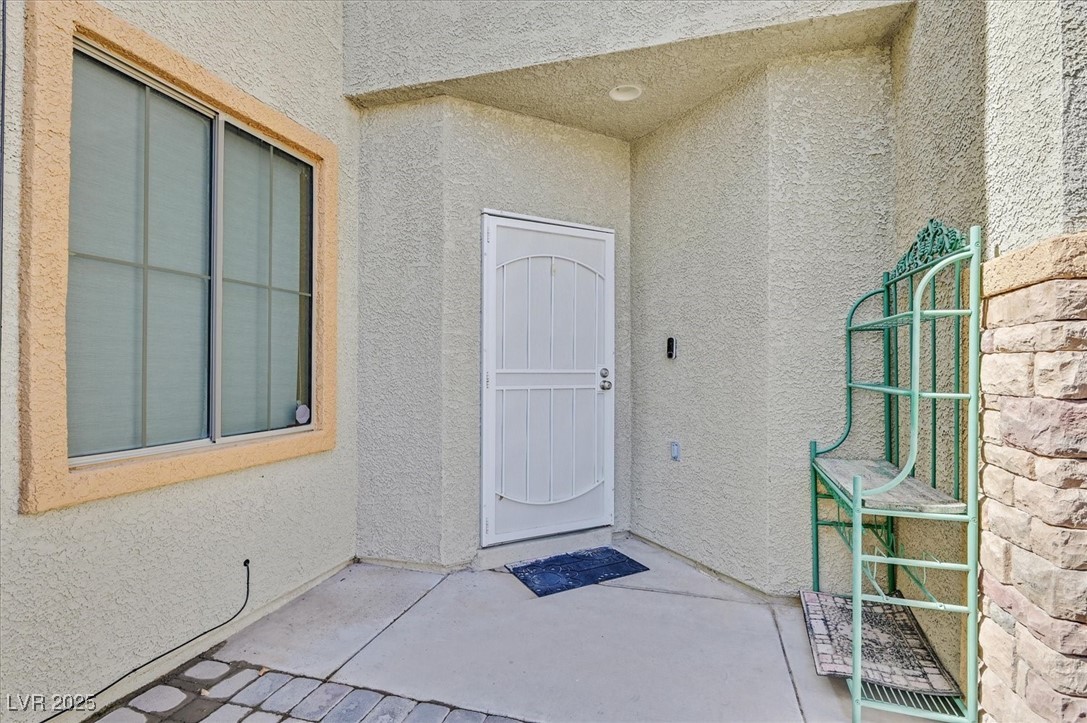 6329 Aloha Sue Street Property Photo 2