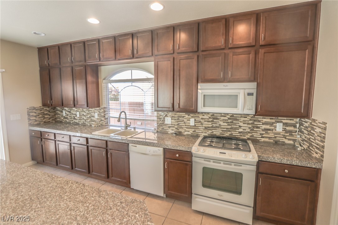 9870 Giant Steps Court Property Photo 3
