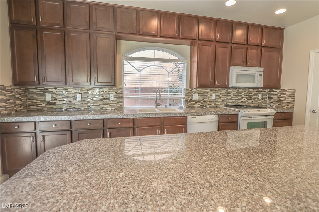 9870 Giant Steps Court Property Photo 4