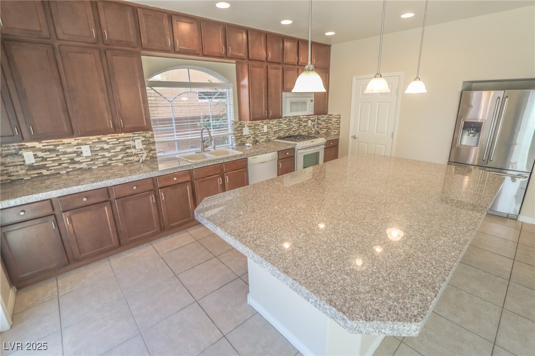 9870 Giant Steps Court Property Photo 8