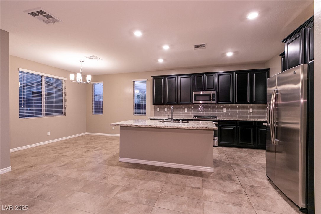 1544 Karst Pond Avenue Property Photo 17