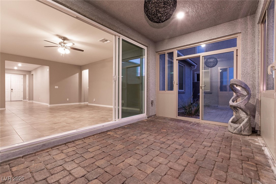 1544 Karst Pond Avenue Property Photo 24