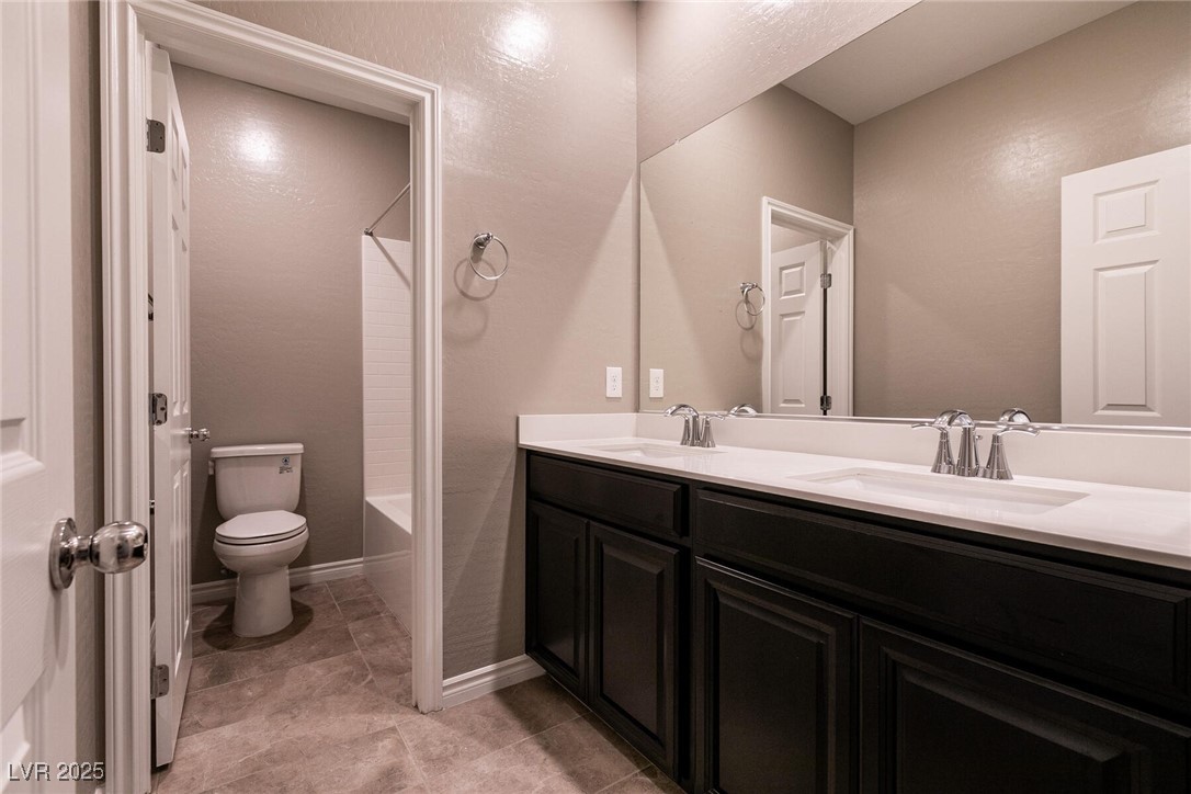 1544 Karst Pond Avenue Property Photo 34