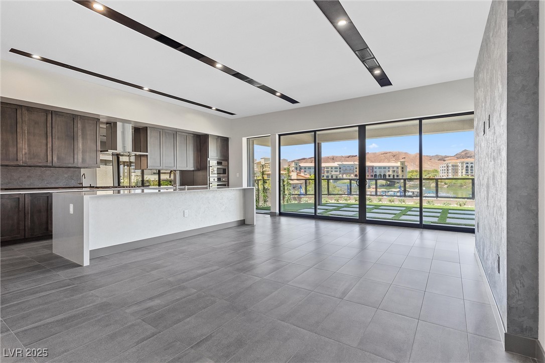 14 Heron Harbour Drive Property Photo 10