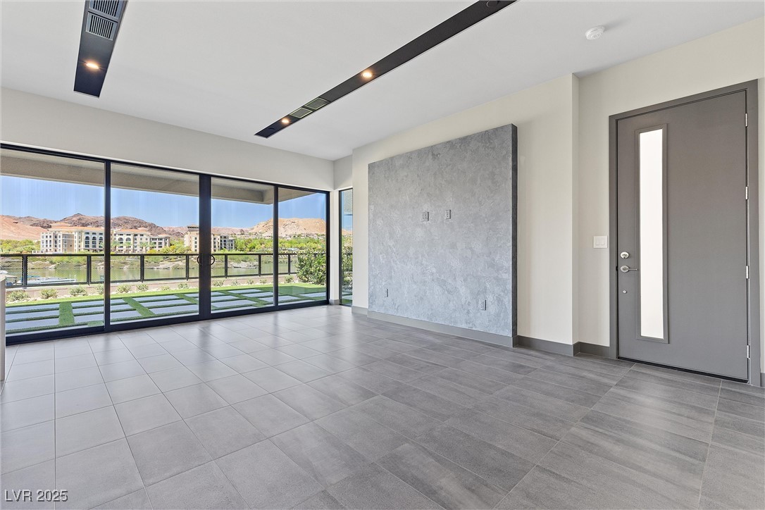 14 Heron Harbour Drive Property Photo 13
