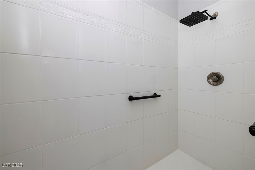 472 Via Stretto Avenue Property Photo 20