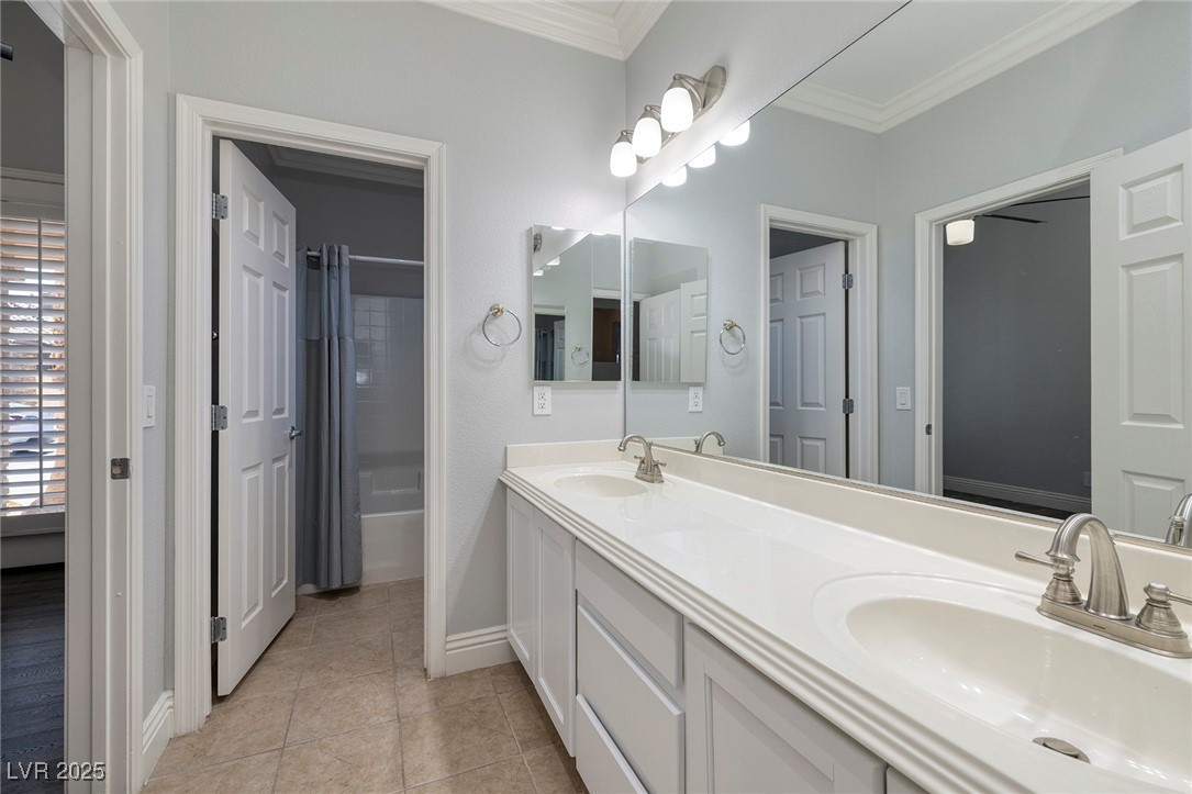 472 Via Stretto Avenue Property Photo 25