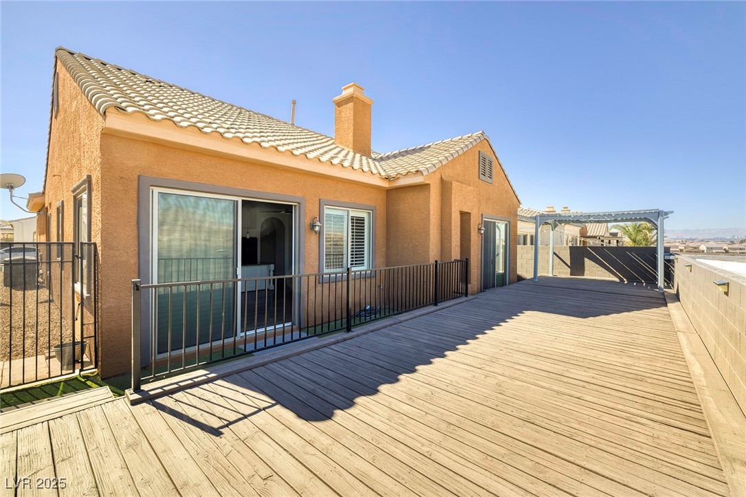 472 Via Stretto Avenue Property Photo 31