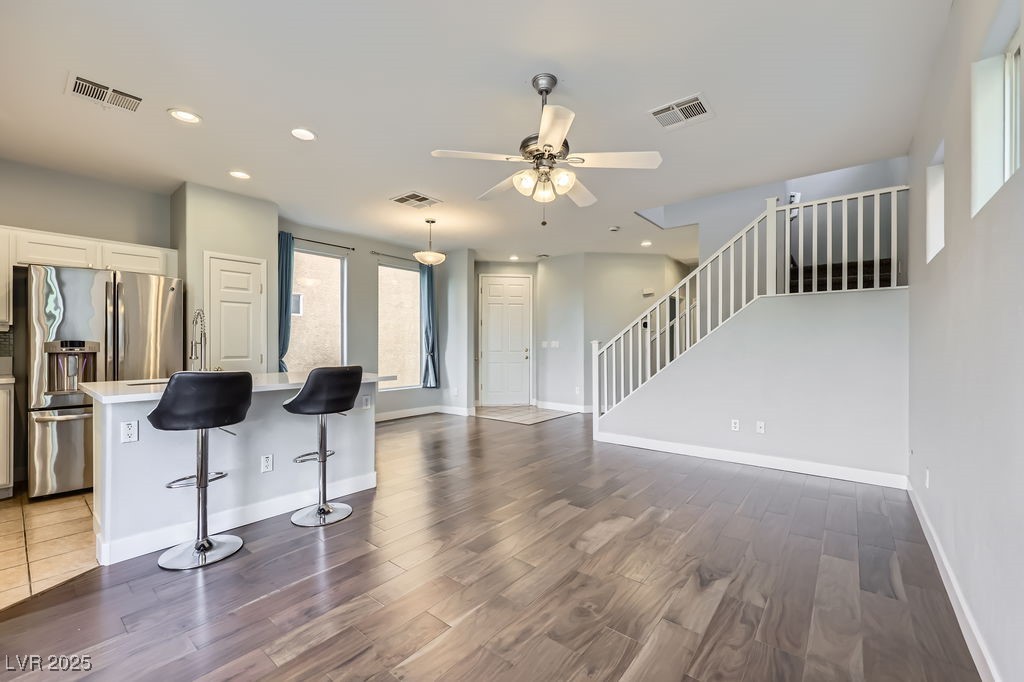 3558 Harbor Tides Street Property Photo 3