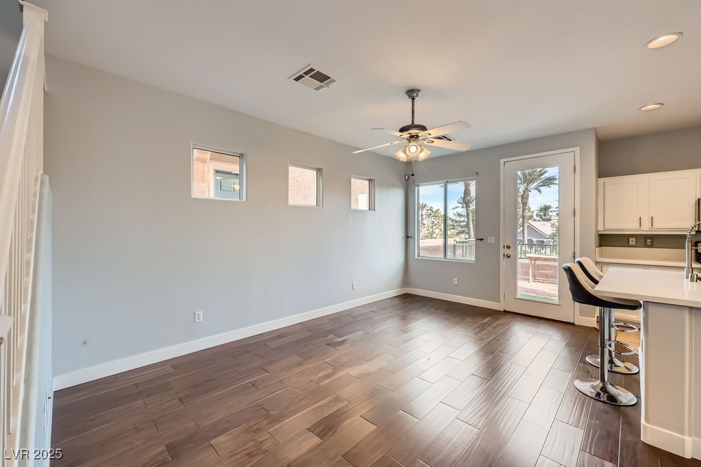 3558 Harbor Tides Street Property Photo 5