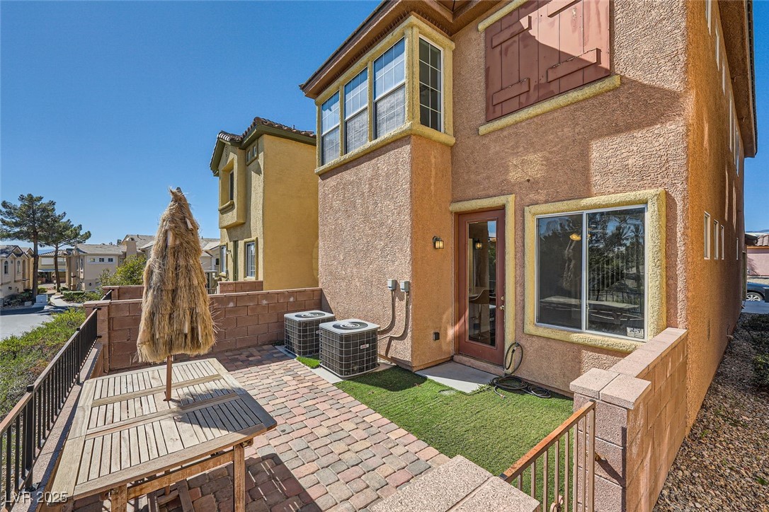 3558 Harbor Tides Street Property Photo 37