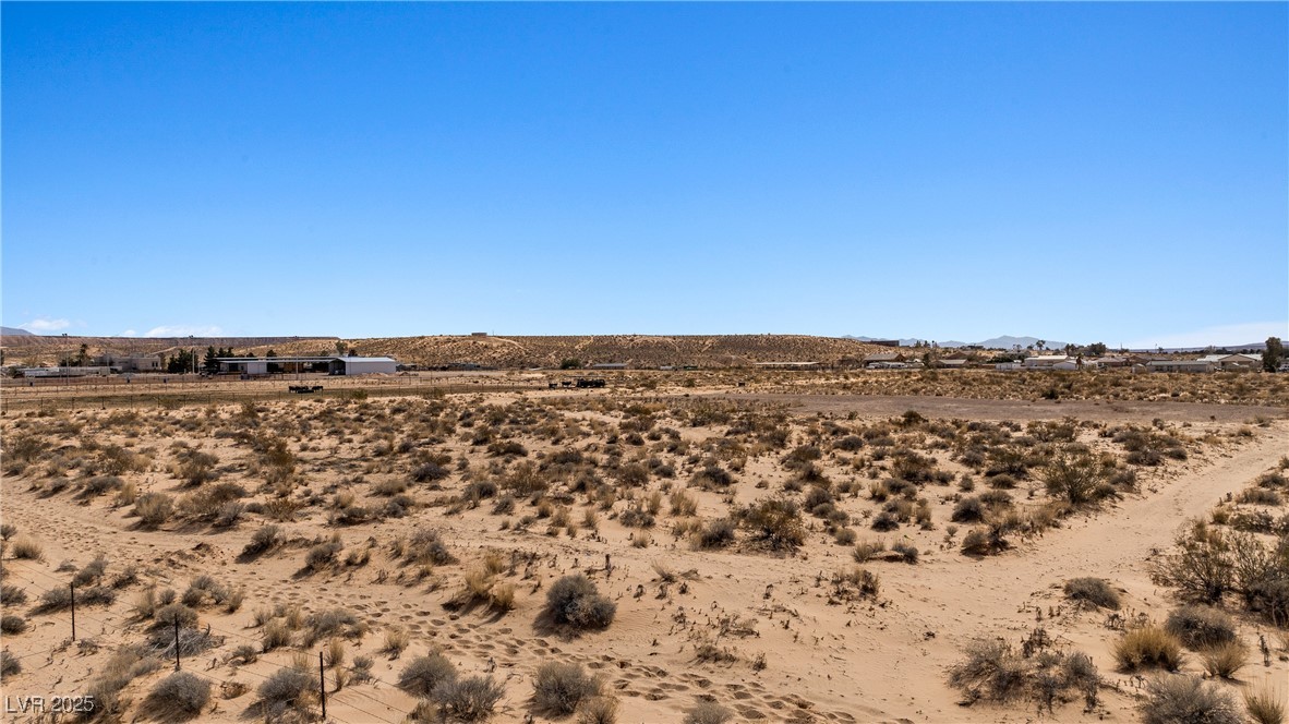 Skyline Property Photo 22