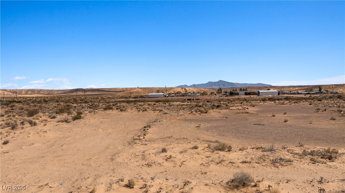 Skyline Property Photo 23