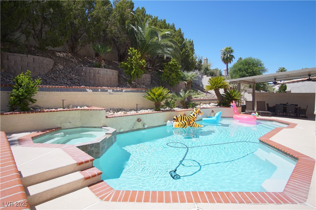 Property Photo 21