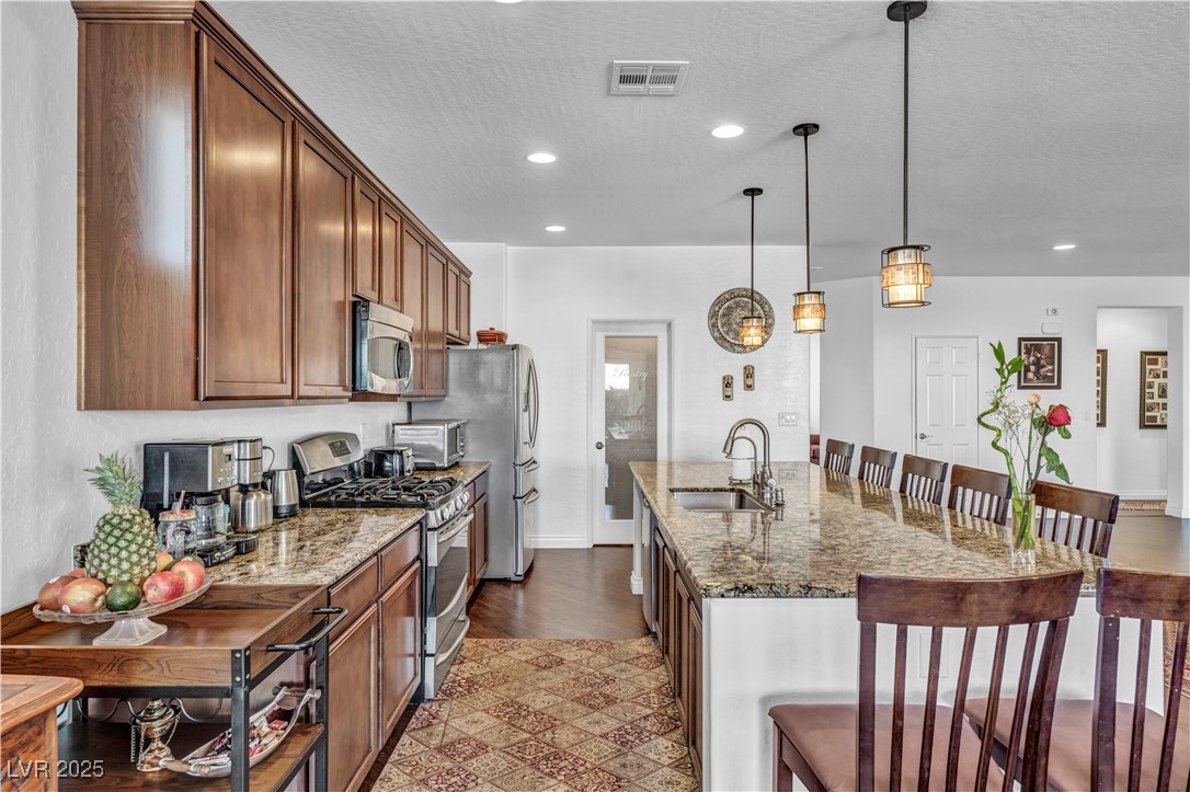 9076 Bridal Creek Avenue Property Photo 12