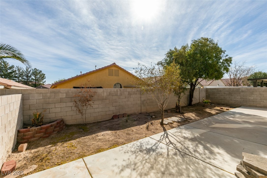 9378 Spellman Court Property Photo 37
