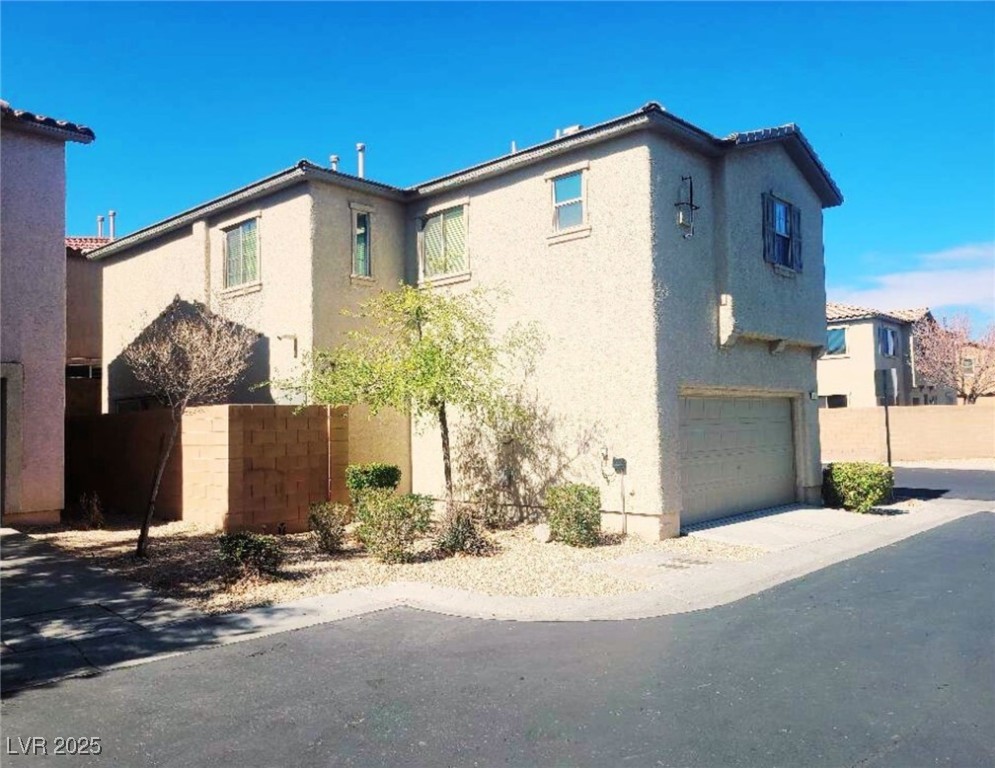 8957 Rufina Street Property Photo 2
