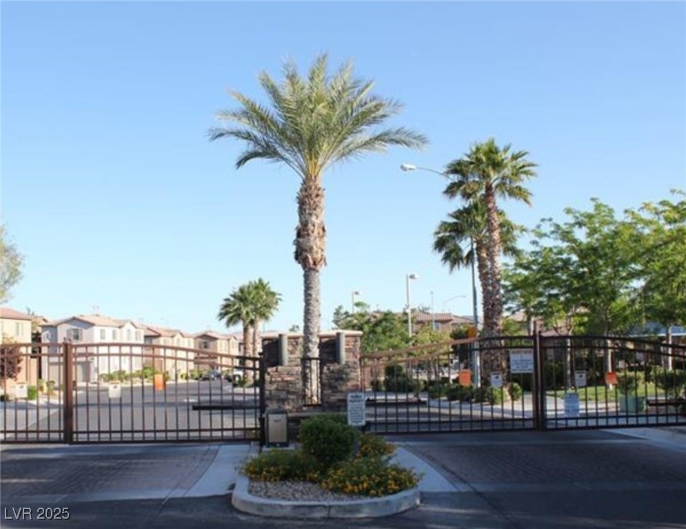 8957 Rufina Street Property Photo 23