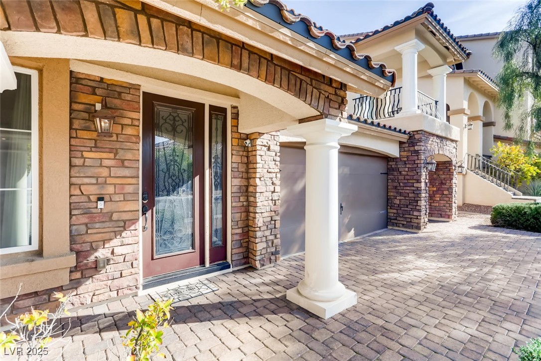 8112 Deerfield Ranch Court Property Photo 3