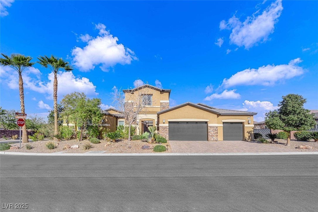 380 Baratheon Avenue Property Photo 1