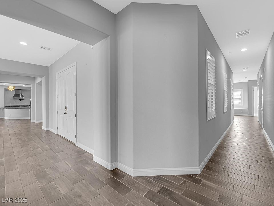 380 Baratheon Avenue Property Photo 21