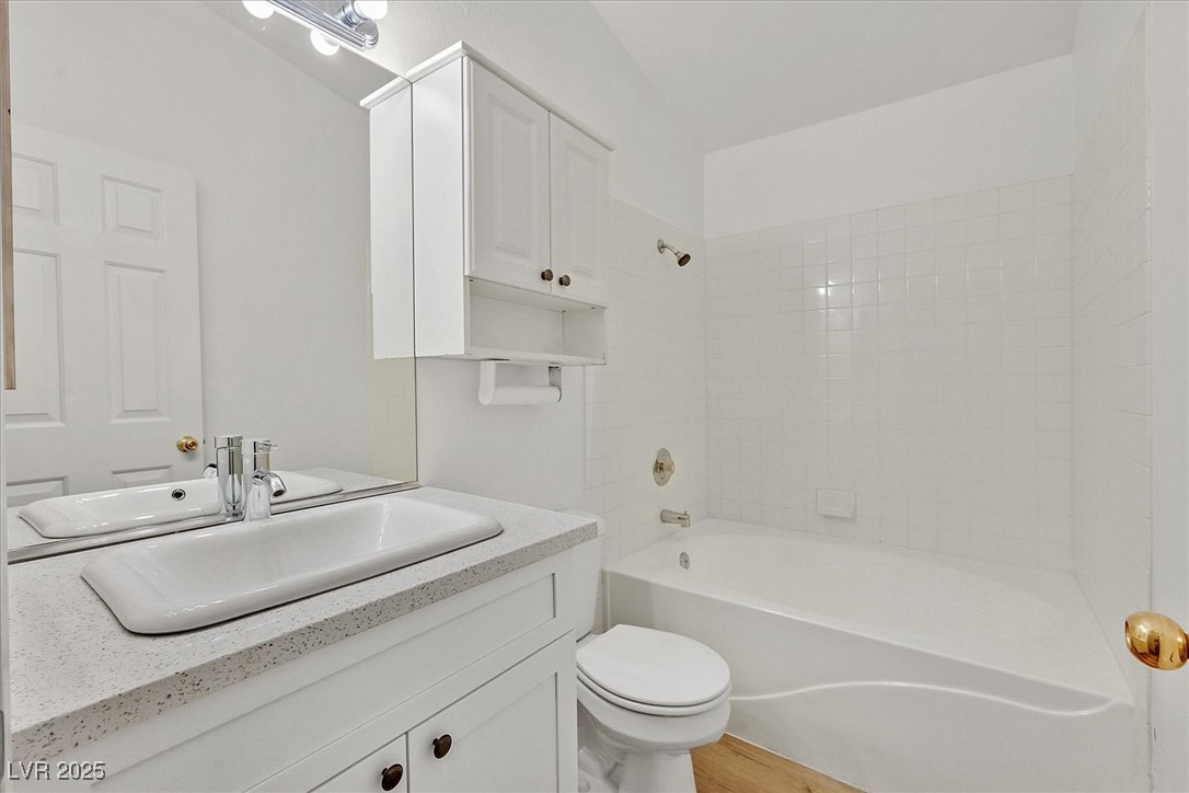 3672 Angela Robin Street 206 Property Photo 18