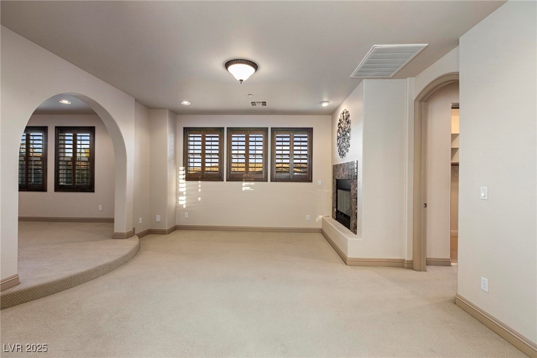10008 Peak Lookout Street Property Photo 38