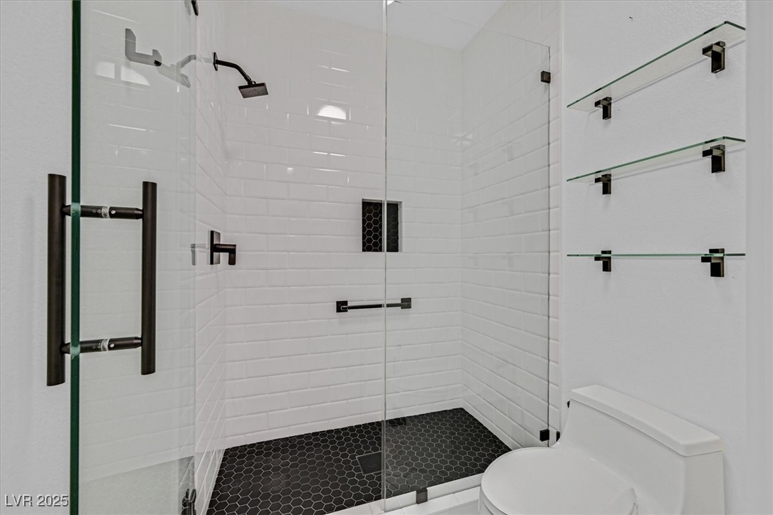 1320 Enchanted River Drive Property Photo 49
