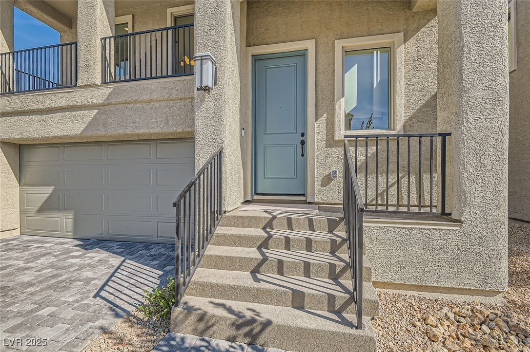 5606 Spring Trellis Street Property Photo 4