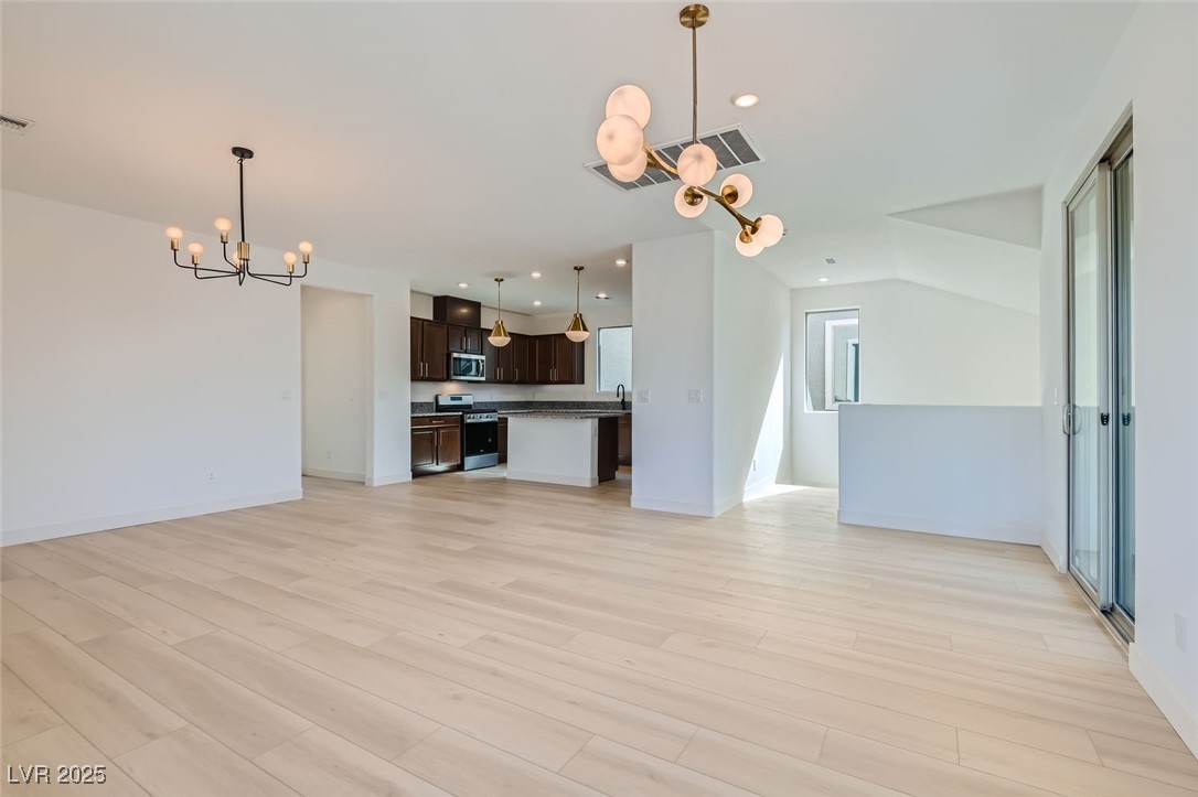 5606 Spring Trellis Street Property Photo 8