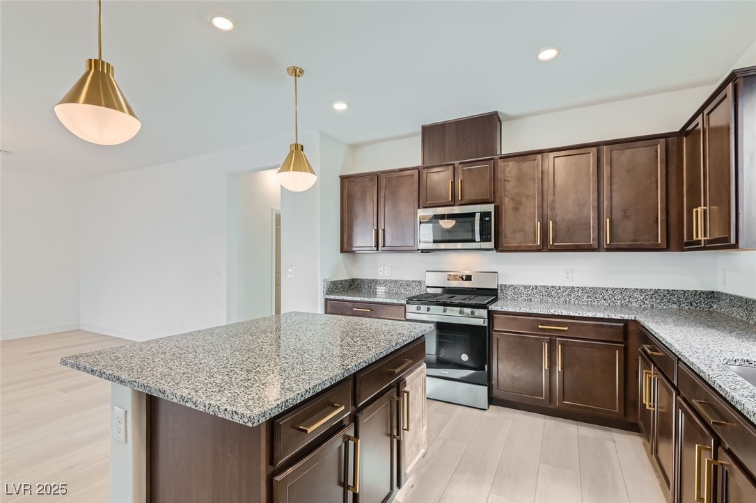 5606 Spring Trellis Street Property Photo 11