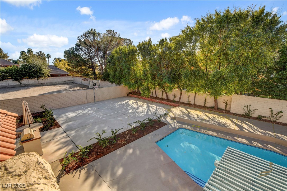 2501 Wimbledon Drive Property Photo 73