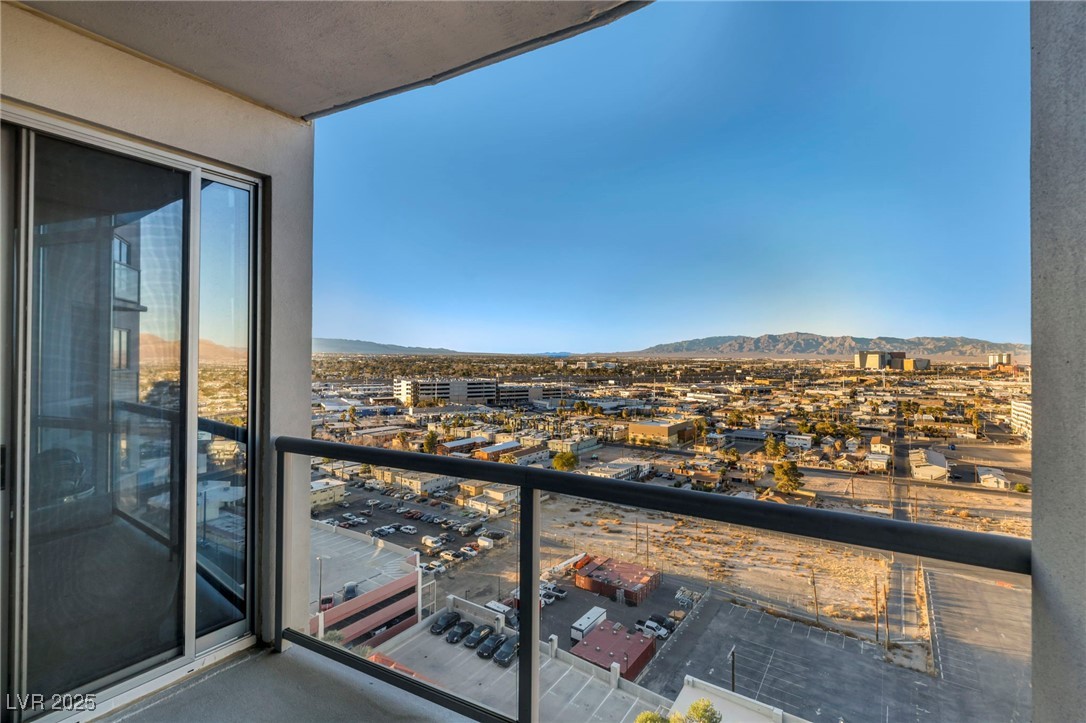 200 West Sahara Avenue 1711 Property Photo 27