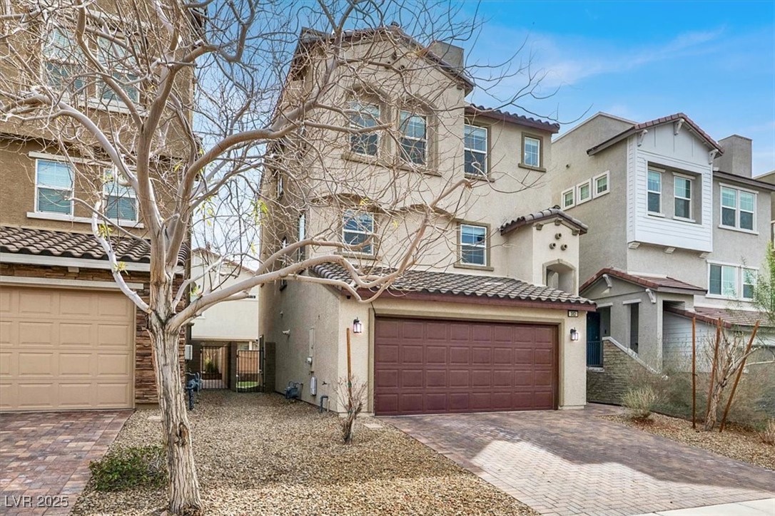 382 Gracious Way Property Photo 2