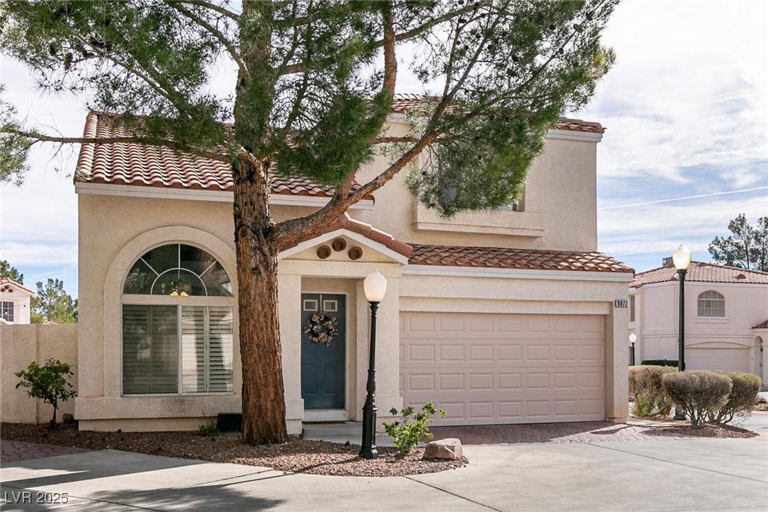 8872 Hampton Green Avenue Property Photo