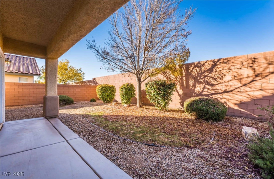10373 Montes Vascos Property Photo 33
