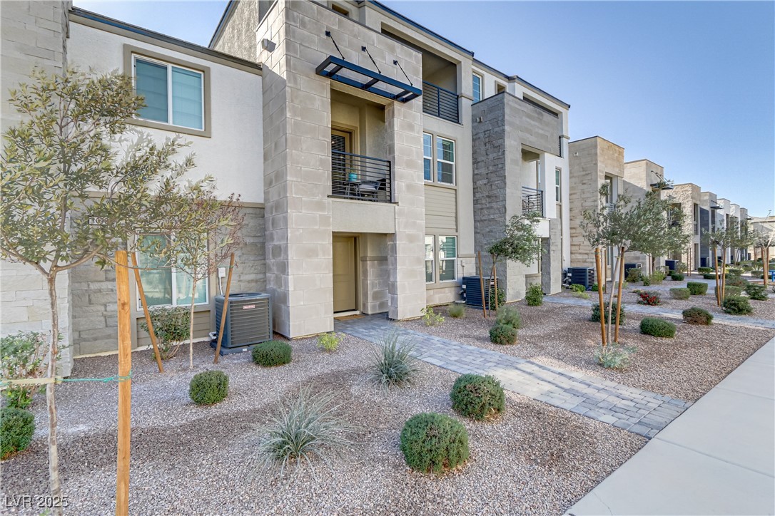 1103 Tektite Avenue Property Photo