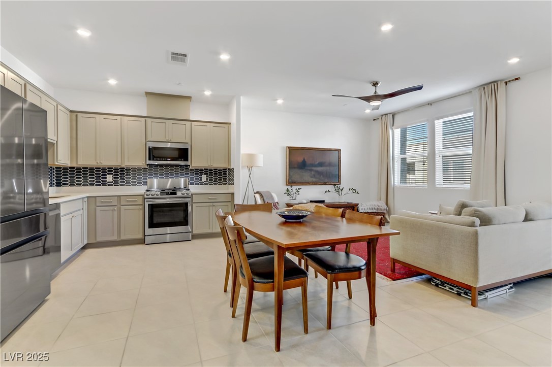 1103 Tektite Avenue Property Photo 10