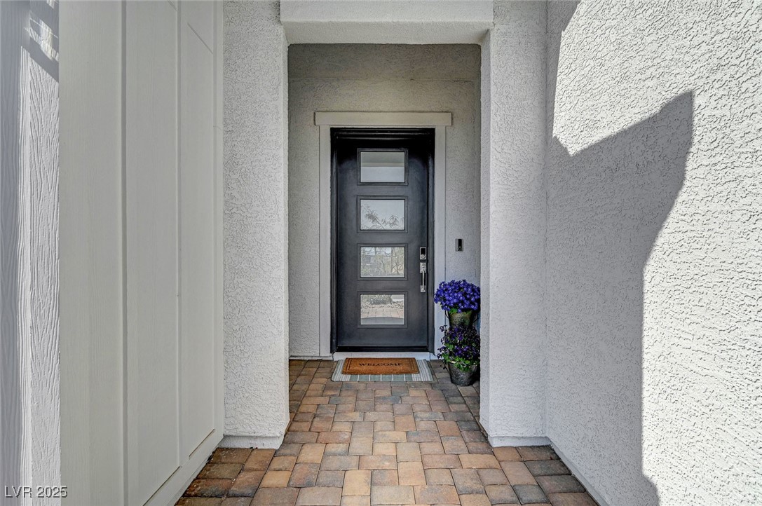 9007 Antora Summit Street Property Photo 3